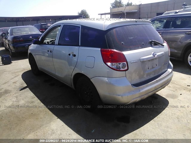 2T1KR32E33C126744 - 2003 TOYOTA COROLLA MATRIX XR SILVER photo 3