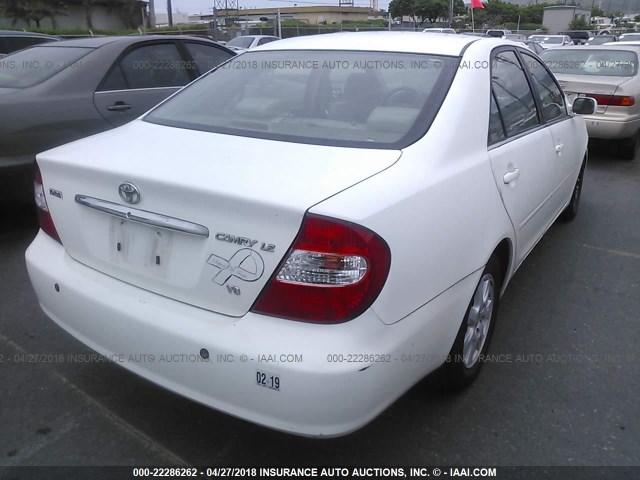 JTDBF32K230109703 - 2003 TOYOTA CAMRY LE/XLE WHITE photo 4