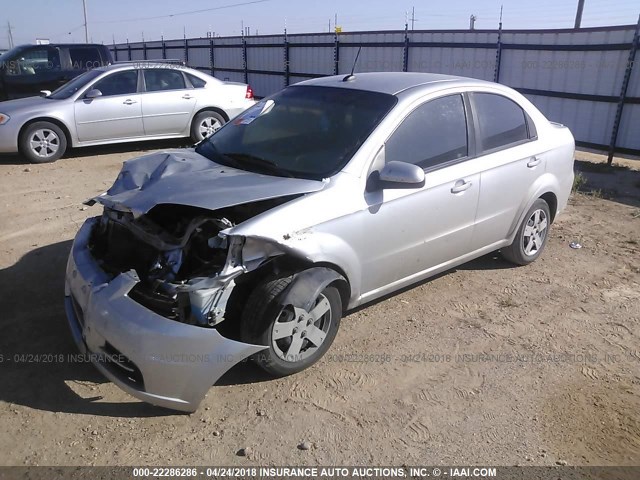 KL1TD5DE8BB139201 - 2011 CHEVROLET AVEO LS/LT SILVER photo 2