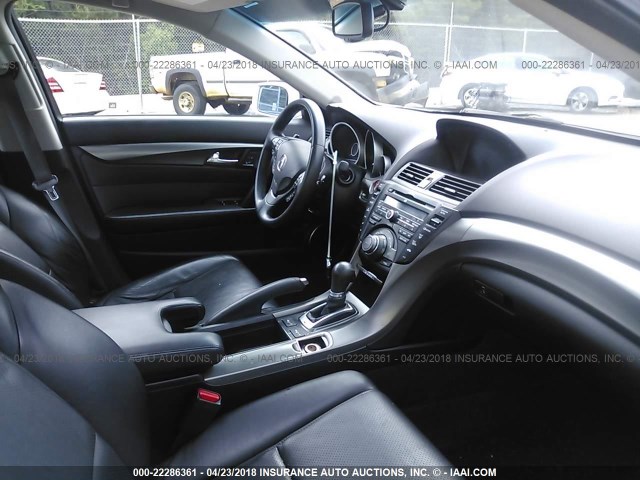 19UUA8F53DA010040 - 2013 ACURA TL TECH SILVER photo 5