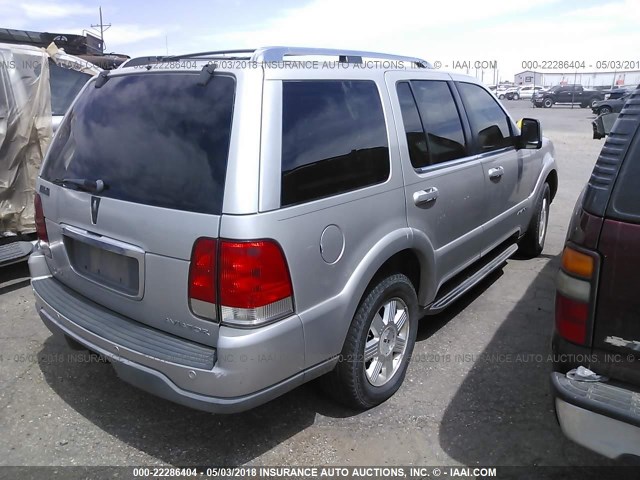 5LMEU68H63ZJ21843 - 2003 LINCOLN AVIATOR 银色 照片 4