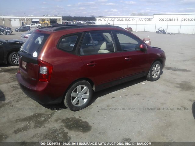 KNAFG526087175790 - 2008 KIA RONDO LX/EX MAROON photo 4