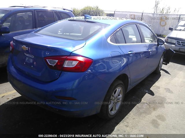 1G1BE5SM2H7263349 - 2017 CHEVROLET CRUZE LT BLUE photo 4