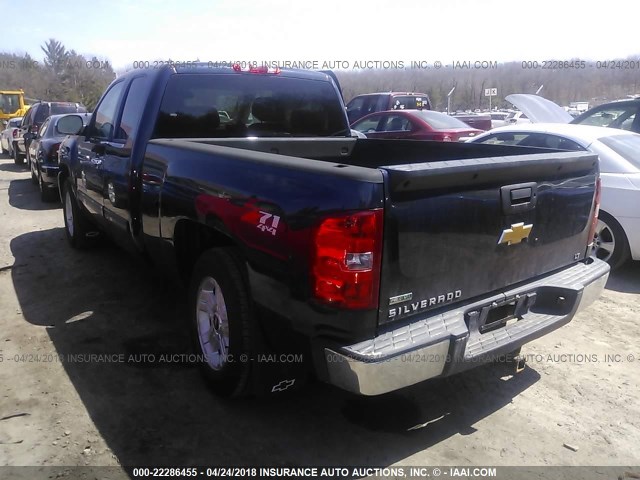 1GCRKSE71CZ292325 - 2012 CHEVROLET SILVERADO K1500 LT BLUE photo 3