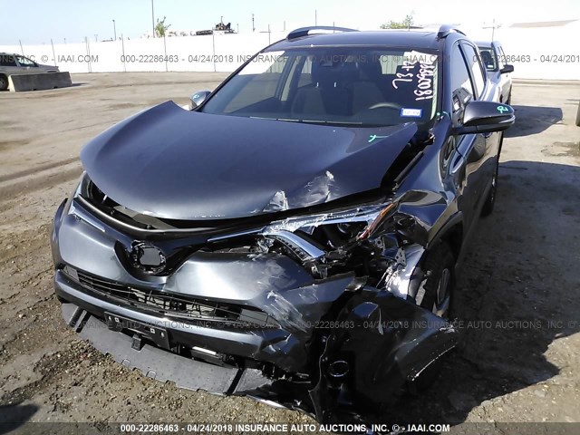 JTMWFREV0JJ728446 - 2018 TOYOTA RAV4 ADVENTURE/XLE ნაცრისფერი ფოტო 6