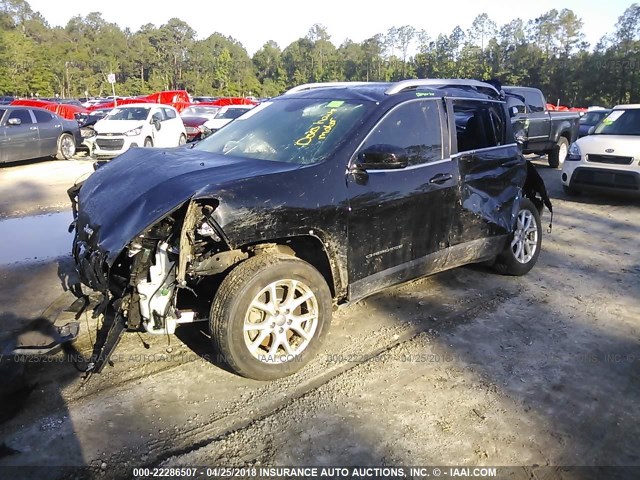 1C4PJLCB3JD553648 - 2018 JEEP CHEROKEE LATITUDE BLACK photo 2