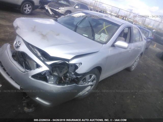 4T1BF3EK9BU662265 - 2011 TOYOTA CAMRY SE/LE/XLE 银色 照片 2