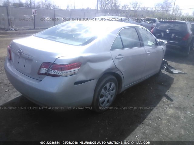 4T1BF3EK9BU662265 - 2011 TOYOTA CAMRY SE/LE/XLE 银色 照片 4