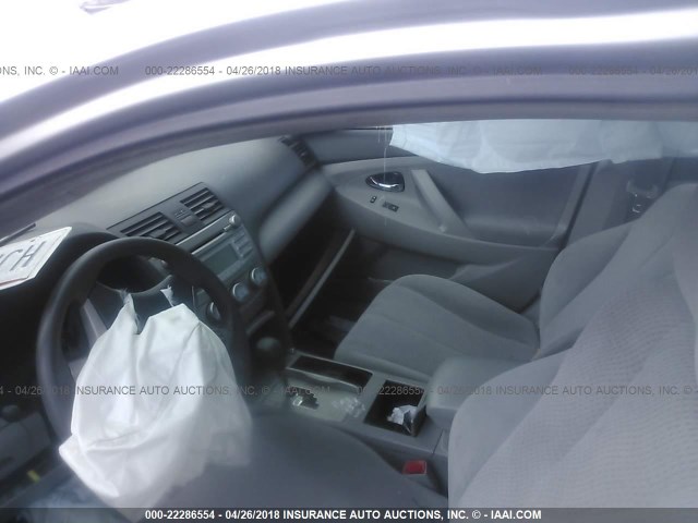 4T1BF3EK9BU662265 - 2011 TOYOTA CAMRY SE/LE/XLE 银色 照片 5