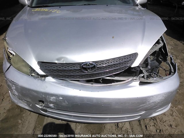 JTDBF30K120003860 - 2002 TOYOTA CAMRY LE/XLE/SE 银色 照片 6