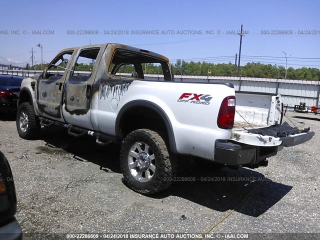1FTSW21R58EE02160 - 2008 FORD F250 SUPER DUTY WHITE photo 3