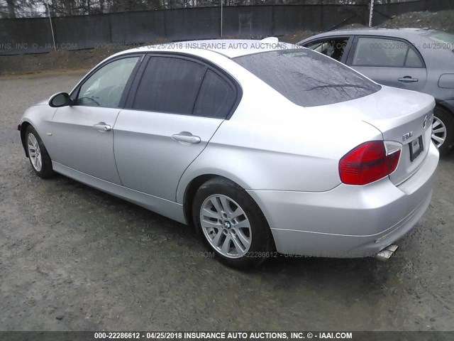 WBAVD13576KV05812 - 2006 BMW 325 XI SILVER photo 3