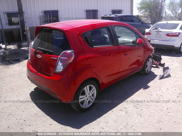 KL8CD6S90FC751356 - 2015 CHEVROLET SPARK 1LT RED photo 4