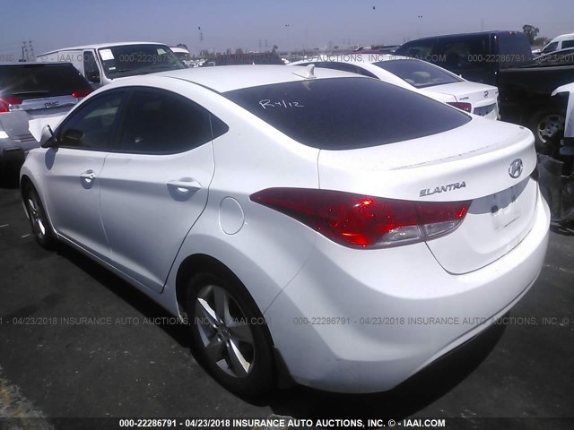 5NPDH4AE9DH270252 - 2013 HYUNDAI ELANTRA GLS/LIMITED WHITE photo 3