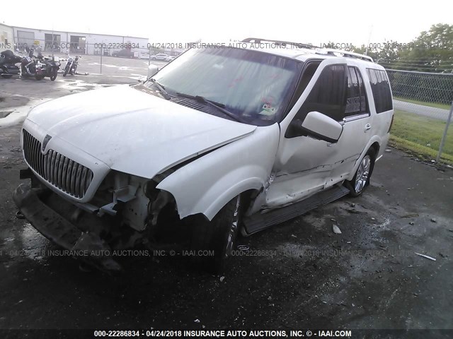 5LMFU27555LJ16451 - 2005 LINCOLN NAVIGATOR 奶油色 照片 2