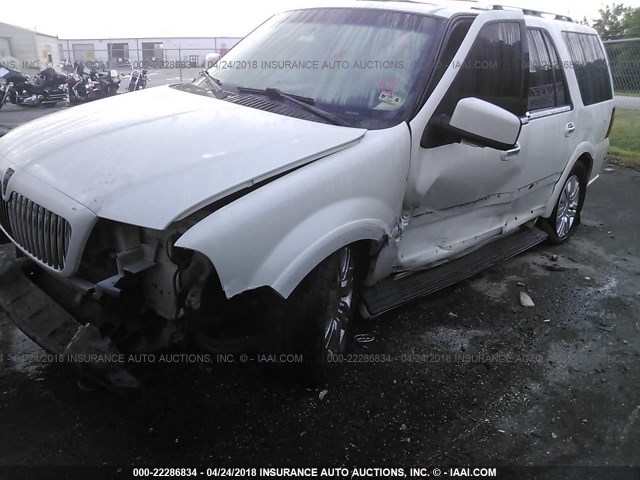 5LMFU27555LJ16451 - 2005 LINCOLN NAVIGATOR 奶油色 照片 6