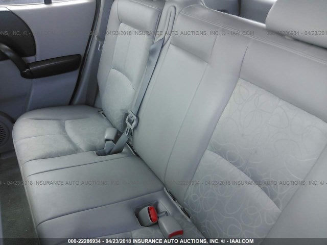 5GZCZ63455S854044 - 2005 SATURN VUE BLUE photo 8