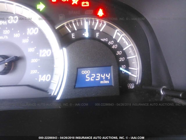 4T1BF1FK6DU708172 - 2013 TOYOTA CAMRY L/SE/LE/XLE ვერცხლისფერი ფოტო 7