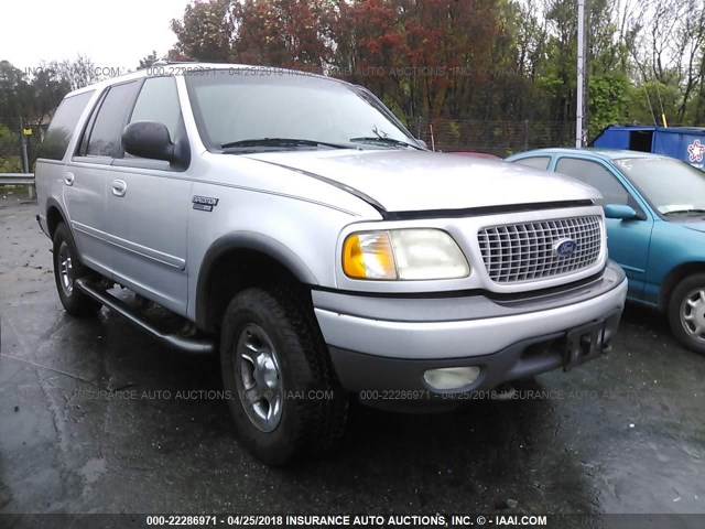 1FMPU16L5YLA44768 - 2000 FORD EXPEDITION XLT SILVER photo 1