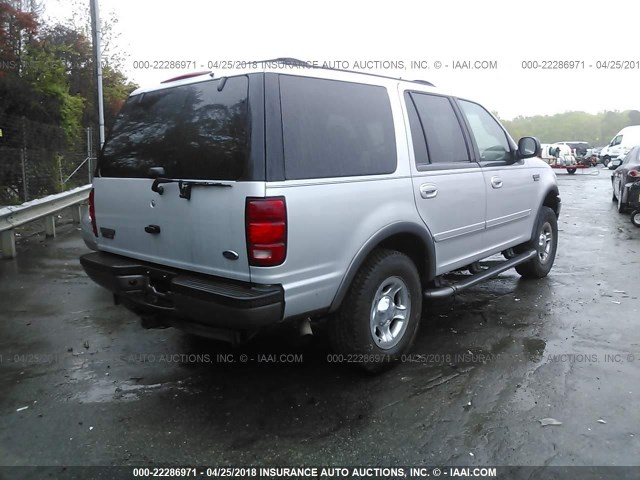 1FMPU16L5YLA44768 - 2000 FORD EXPEDITION XLT SILVER photo 4
