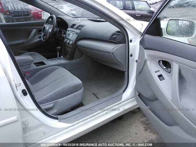4T1BE46K19U841658 - 2009 TOYOTA CAMRY SE/LE/XLE 白色 照片 5