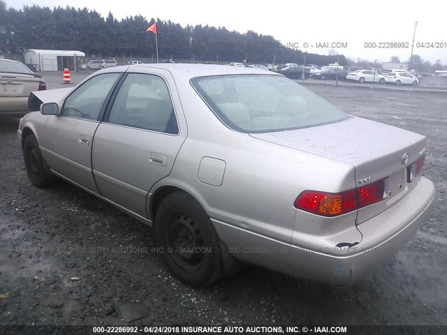 4T1BG22K81U838443 - 2001 TOYOTA CAMRY CE/LE/XLE თაფლისფერი ფოტო 3