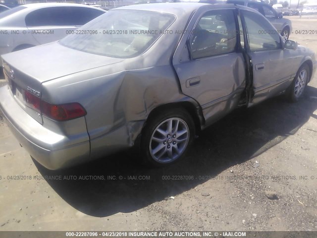 JT2BF28K1Y0258038 - 2000 TOYOTA CAMRY LE/XLE GRAY photo 6