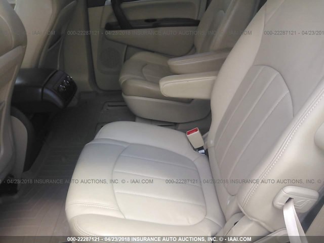 5GAKRBED1BJ404784 - 2011 BUICK ENCLAVE CXL WHITE photo 8