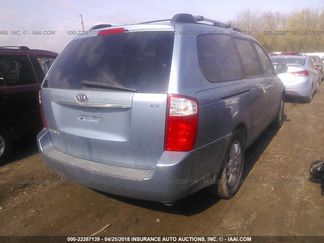 KNDMB233366023310 - 2006 KIA SEDONA EX/LX BLUE photo 4