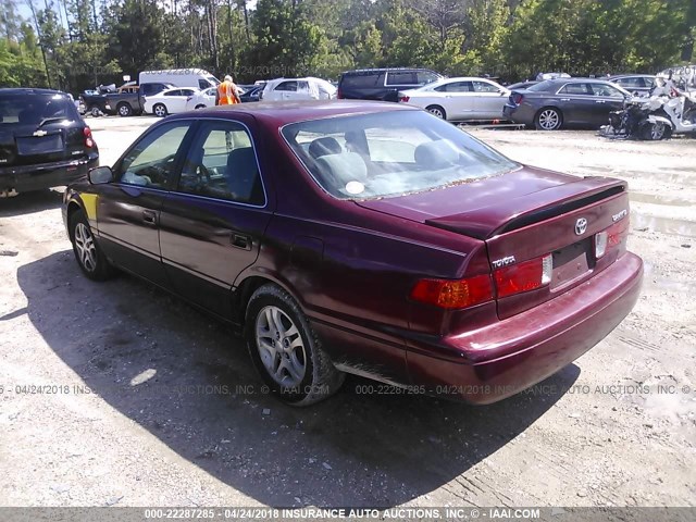 4T1BG22K5YU638680 - 2000 TOYOTA CAMRY CE/LE/XLE 红色 照片 3