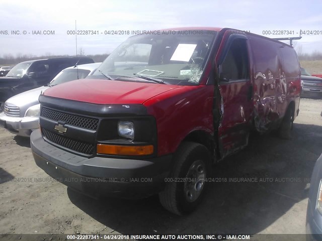 1GCHG35V861165723 - 2006 CHEVROLET EXPRESS G3500  RED photo 2