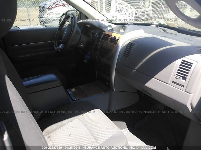 1A8HW58P17F505383 - 2007 CHRYSLER ASPEN LIMITED GRAY photo 5