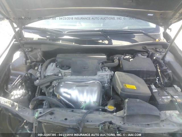 4T4BF1FK9FR474683 - 2015 TOYOTA CAMRY LE/XLE/SE/XSE ნაცრისფერი ფოტო 10