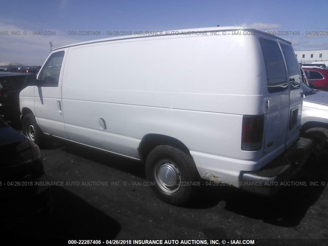 1FTRE14212HA67298 - 2002 FORD ECONOLINE E150 VAN WHITE photo 3