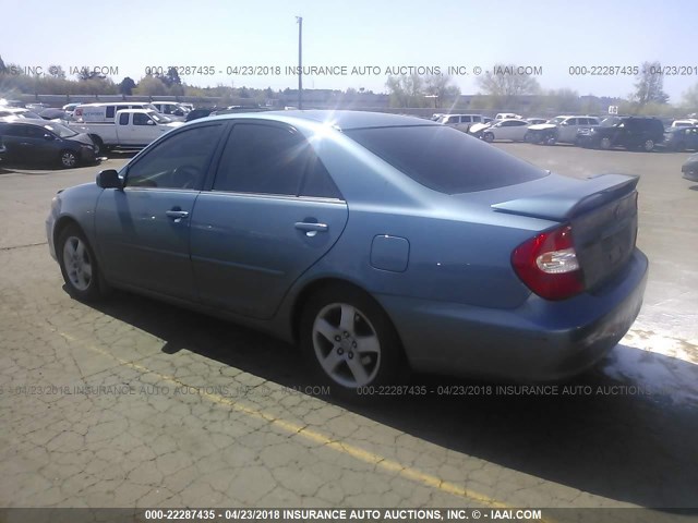 4T1BE30K93U679482 - 2003 TOYOTA CAMRY LE/XLE/SE BLUE photo 3