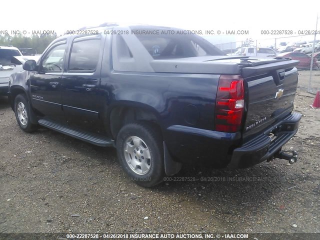 3GNMCEE00BG326790 - 2011 CHEVROLET AVALANCHE LS Dark Blue photo 3