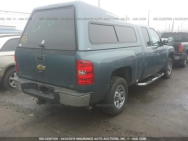 1GCRCPE03BZ369885 - 2011 CHEVROLET SILVERADO C1500 BLUE photo 4