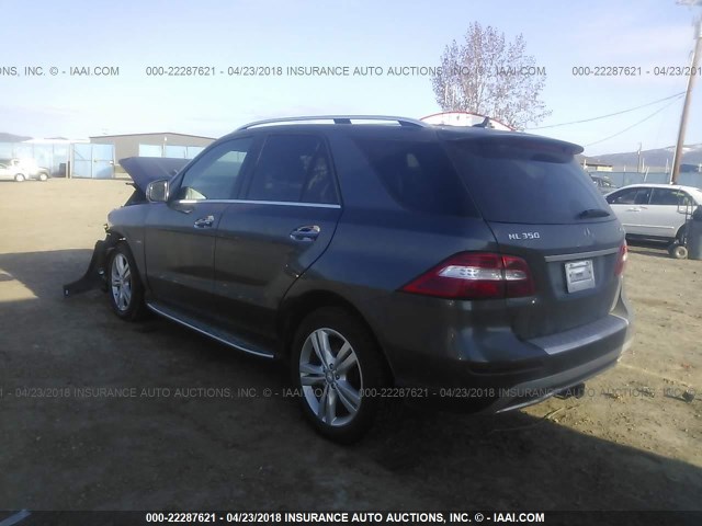4JGDA5HB5CA026430 - 2012 MERCEDES-BENZ ML 350 4MATIC GRAY photo 3