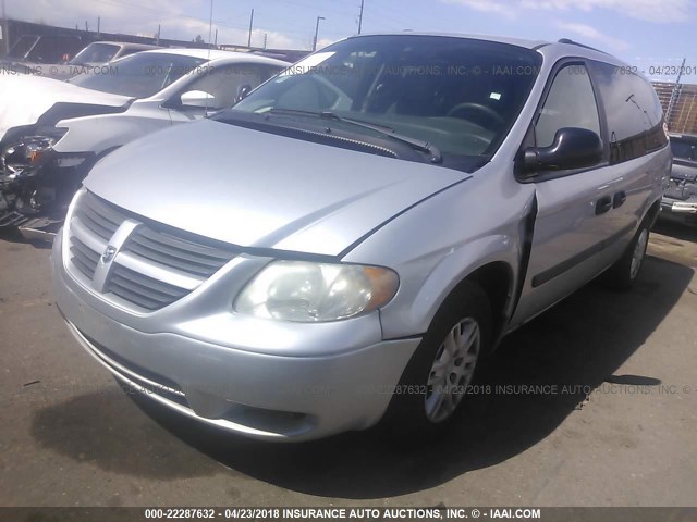 1D4GP24R05B294108 - 2005 DODGE GRAND CARAVAN SE SILVER photo 2