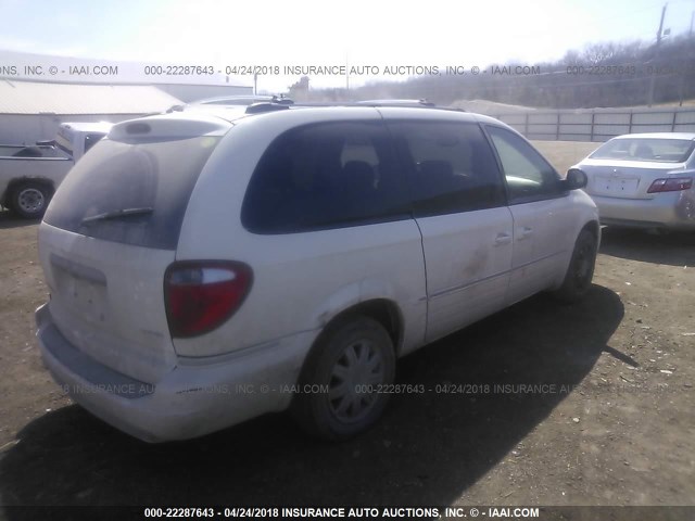 2C8GP64L05R508501 - 2005 CHRYSLER TOWN & COUNTRY LIMITED WHITE photo 4