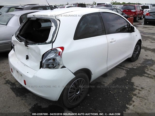 JTDJT923685161054 - 2008 TOYOTA YARIS WHITE photo 4