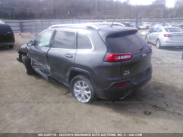 1C4PJMCS2HW588332 - 2017 JEEP CHEROKEE LATITUDE Szary zdjęcie 3
