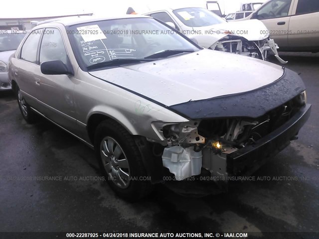 JT2BG22K5Y0396400 - 2000 TOYOTA CAMRY CE/LE/XLE TAN photo 1