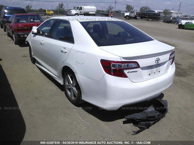 4T1BF1FK0DU286741 - 2013 TOYOTA CAMRY L/SE/LE/XLE 白色 照片 3