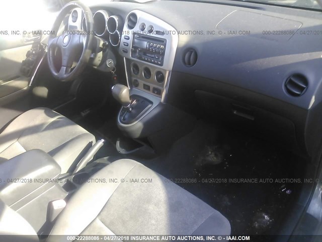 2T1KR32EX4C178910 - 2004 TOYOTA COROLLA MATRIX XR GRAY photo 5