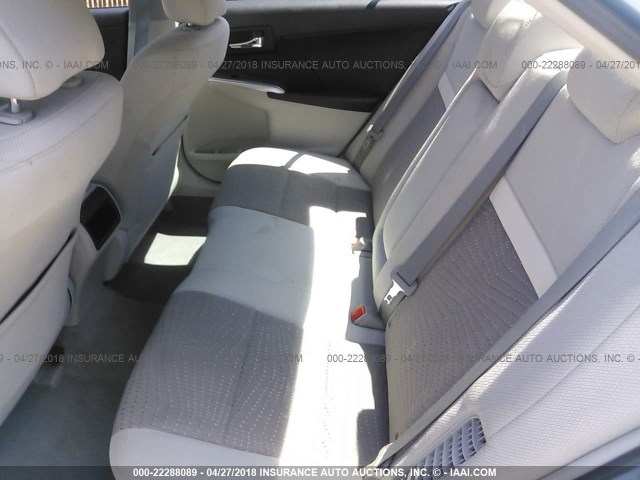 4T1BD1FKXCU042857 - 2012 TOYOTA CAMRY HYBRID/LE/XLE 浅蓝色 照片 8