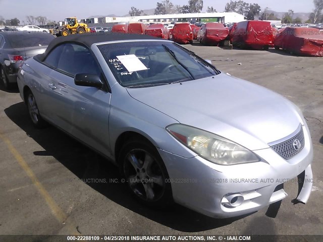 4T1FA38P77U111279 - 2007 TOYOTA CAMRY SOLARA SE/SLE ვერცხლისფერი ფოტო 1