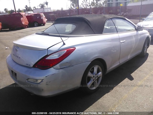 4T1FA38P77U111279 - 2007 TOYOTA CAMRY SOLARA SE/SLE SILVER photo 4