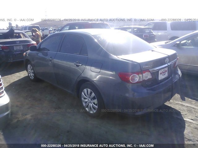 2T1BU4EE6DC118395 - 2013 TOYOTA COROLLA S/LE GRAY photo 3