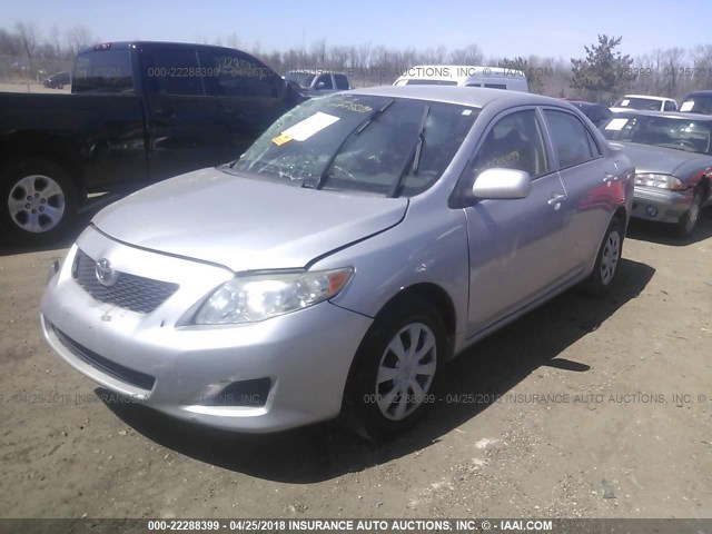 2T1BU40E79C135883 - 2009 TOYOTA COROLLA S/LE/XLE SILVER photo 2